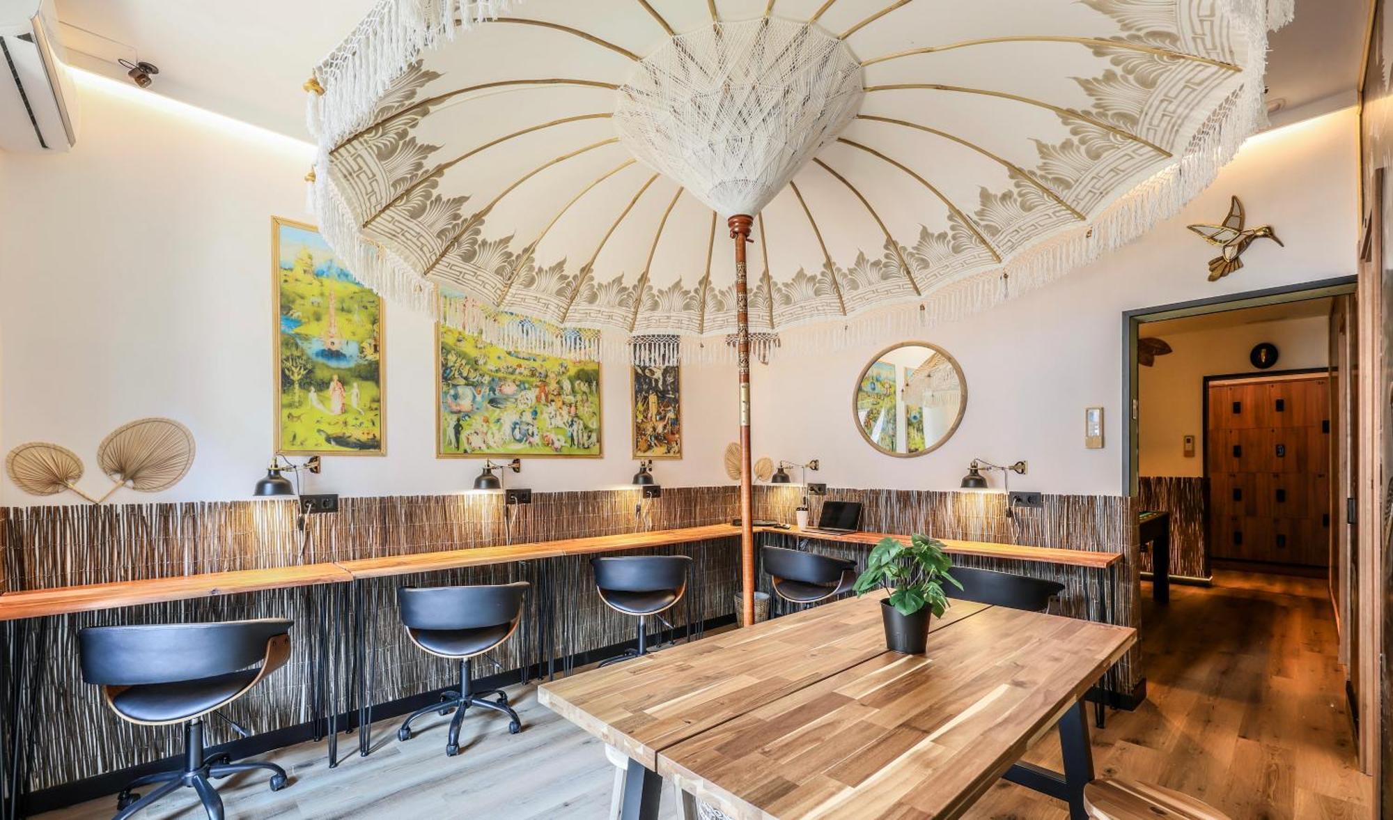 Eliseo - Livingcoworking - Malasana Madrid Kültér fotó