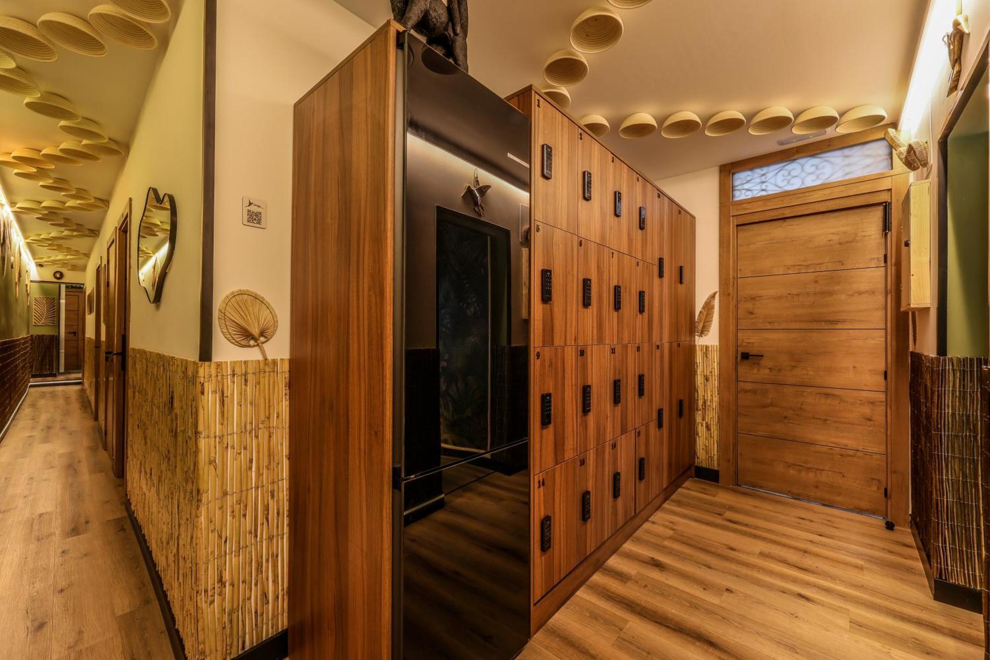 Eliseo - Livingcoworking - Malasana Madrid Kültér fotó